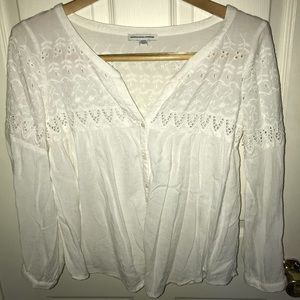 Women’s American Eagle button down white blouse